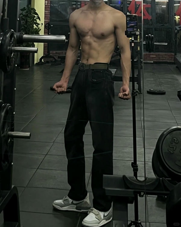 ảnh trai 6 múi 18