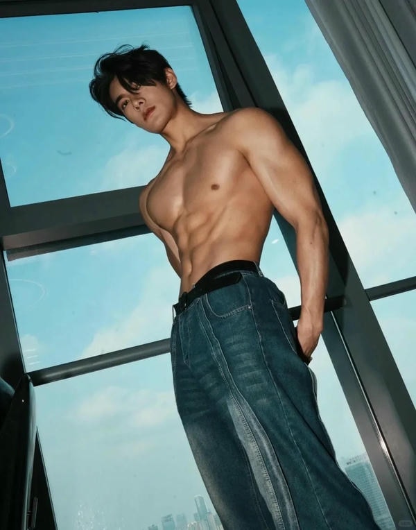 ảnh trai 6 múi 19