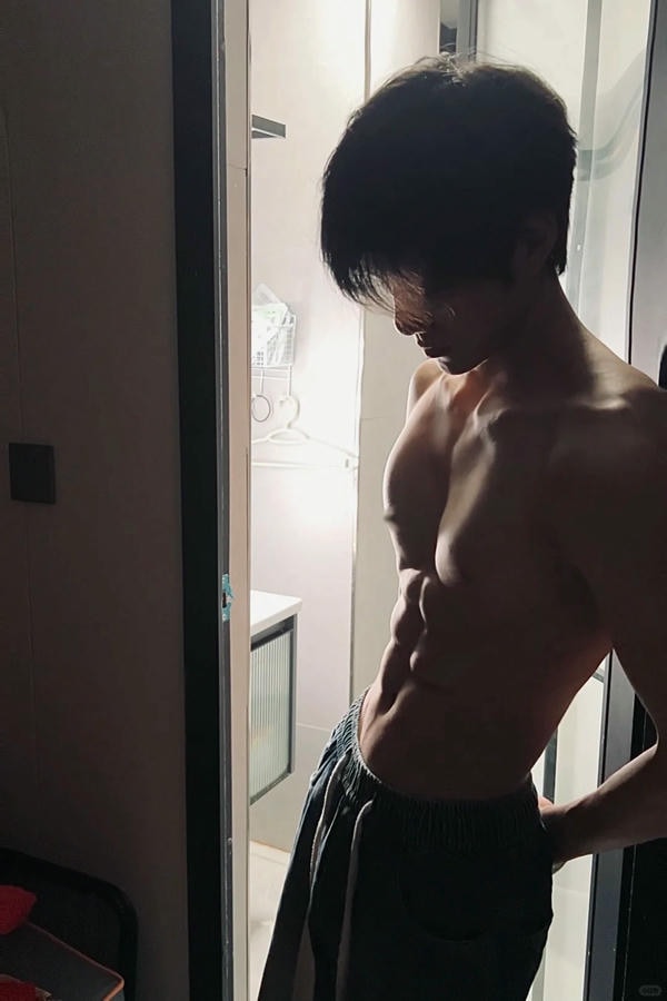 ảnh trai đẹp sáu múi 21