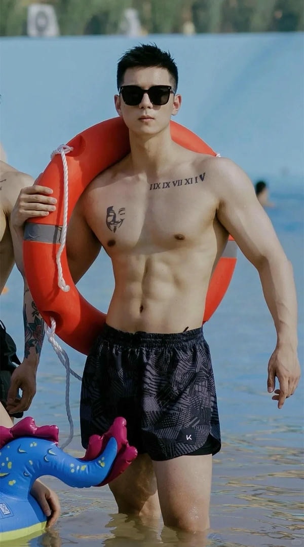 ảnh trai đẹp sáu múi 28