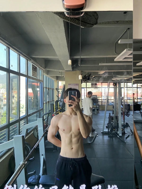 ảnh trai đẹp sáu múi 31