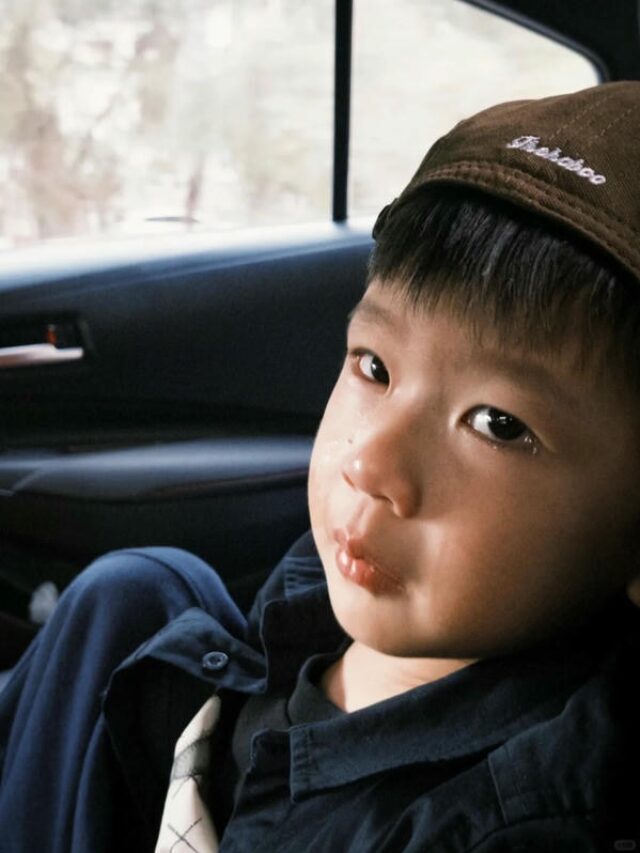 ảnh con trai buồn 19