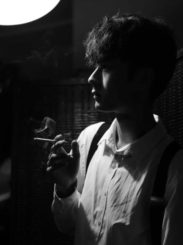 ảnh hút thuốc buồn 20