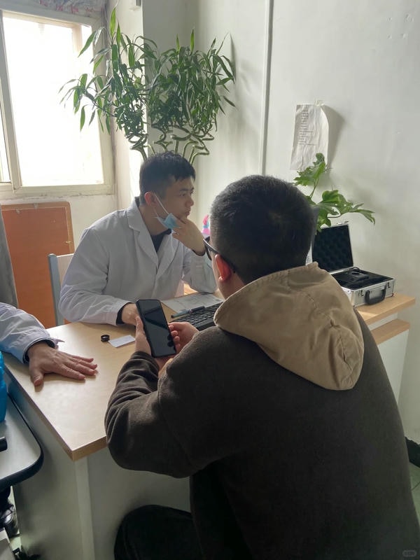 hình ảnh bác sĩ khám bệnh 19