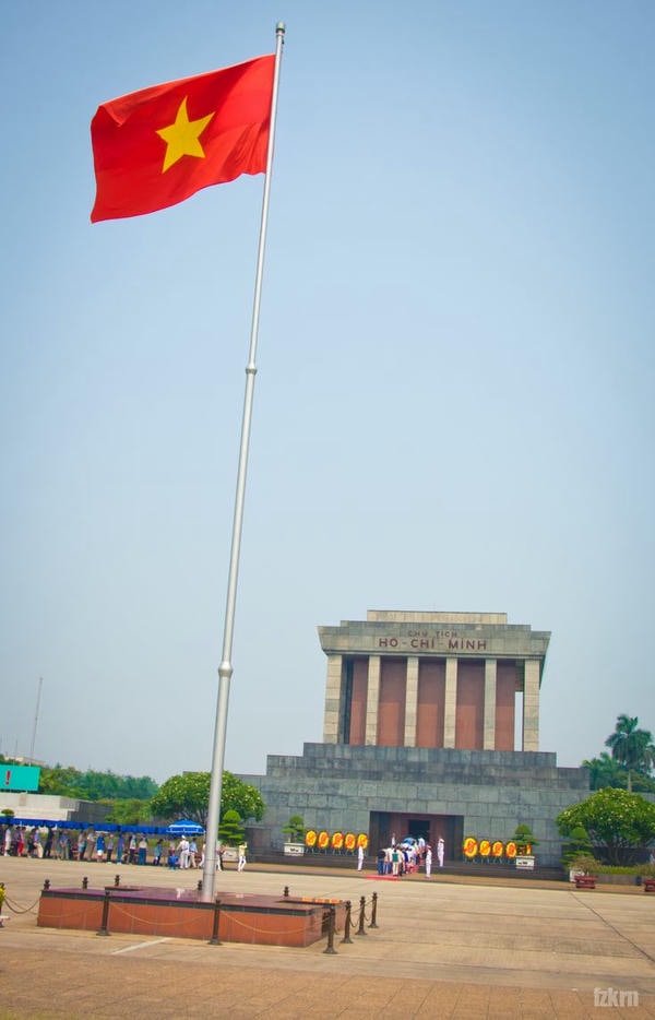 hình ảnh bác trong lăng