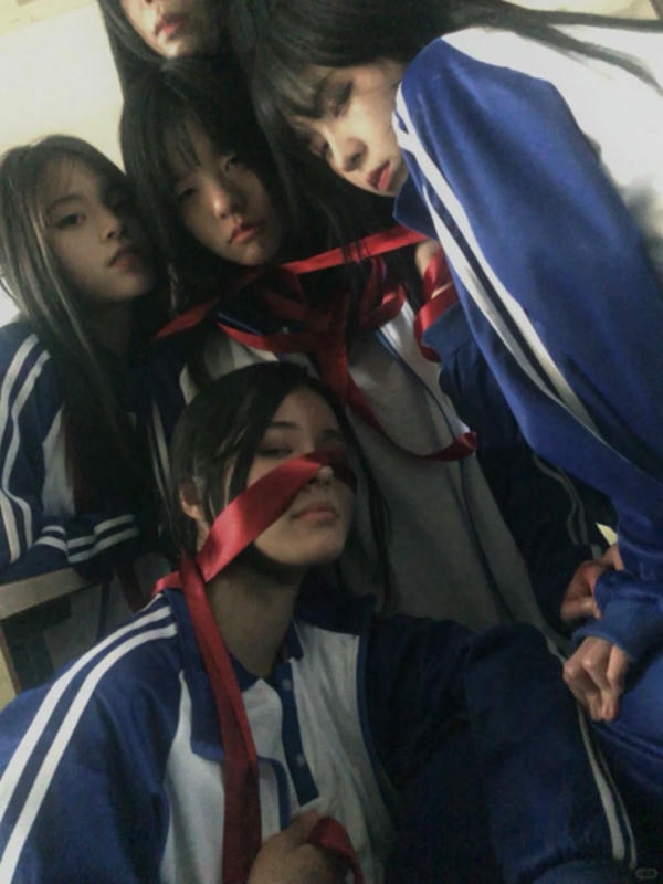 hình ảnh bạo lực học đường 28