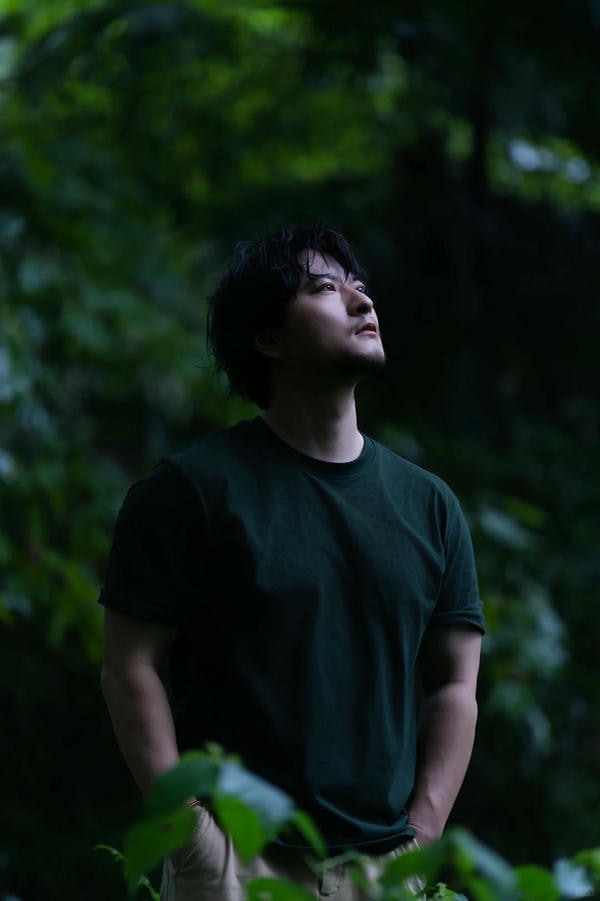 hình ảnh buồn con trai​