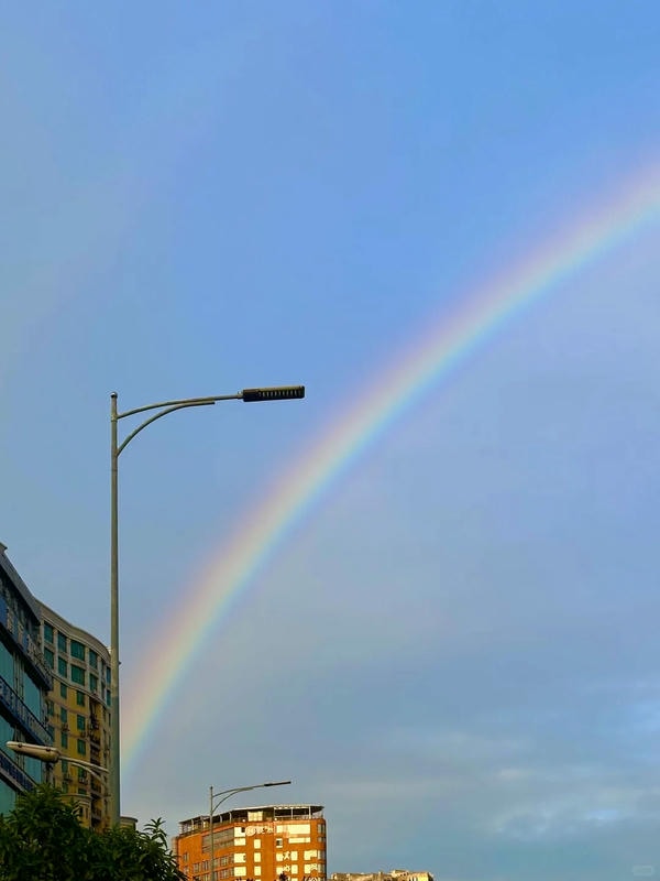 hình ảnh cầu vồng 2