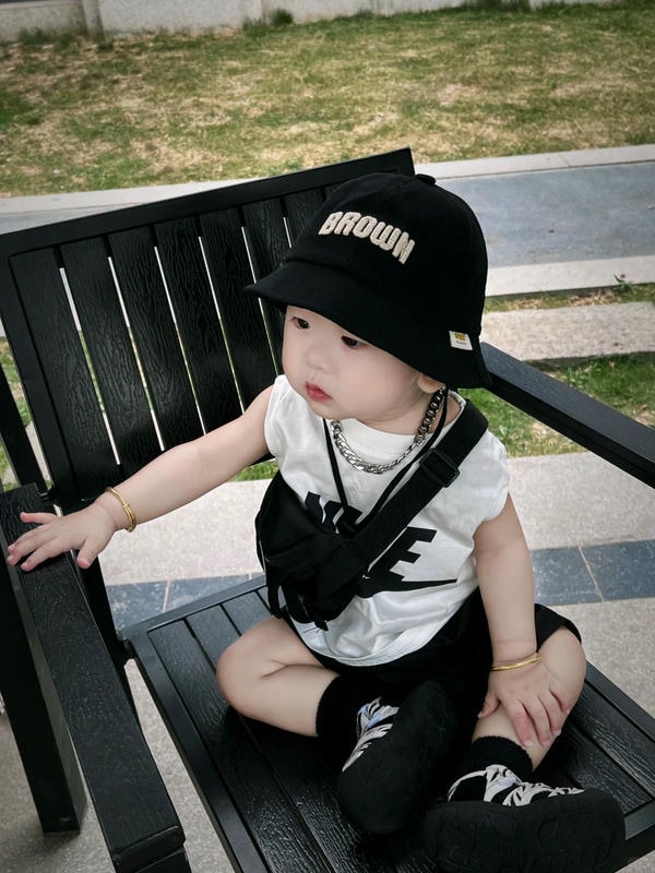 hình ảnh em bé trai dễ thương 10