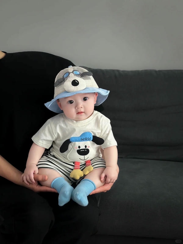 hình ảnh em bé trai dễ thương 8