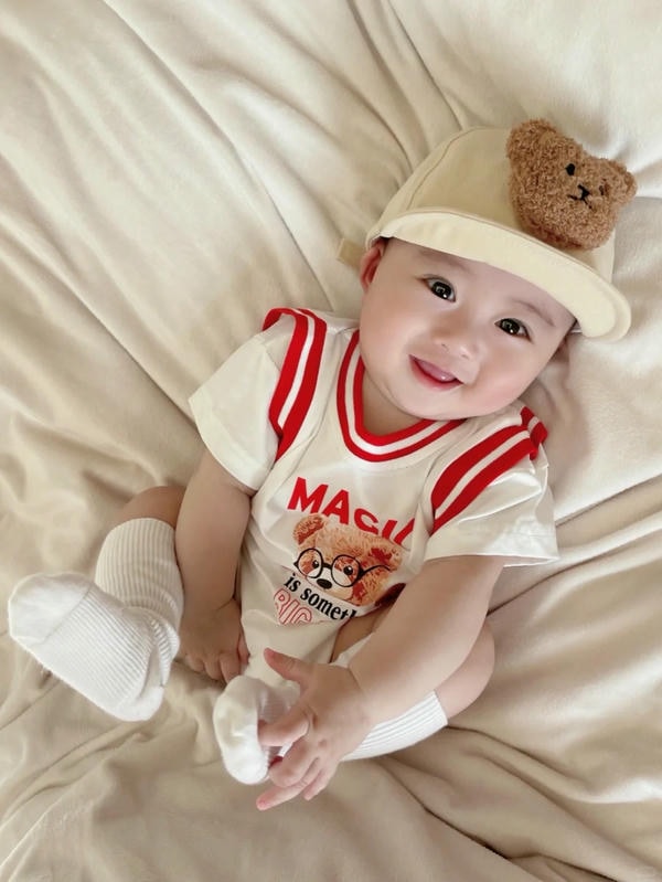 hình ảnh em bé trai dễ thương nhất