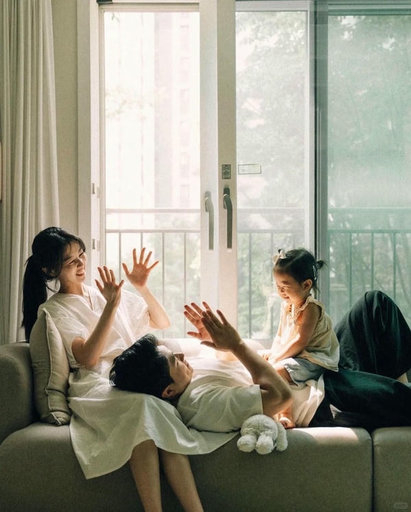 hình ảnh gia đình hạnh phúc 13