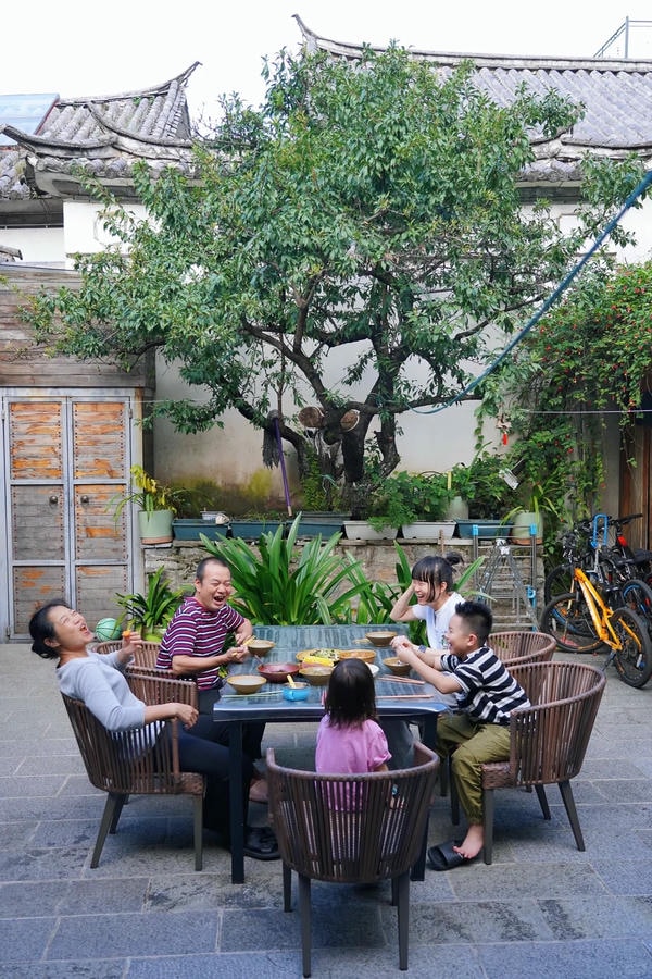 hình ảnh gia đình hạnh phúc 34