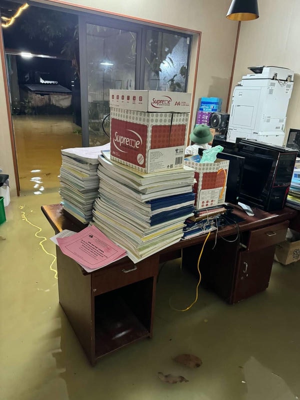 hình ảnh lũ lụt 18