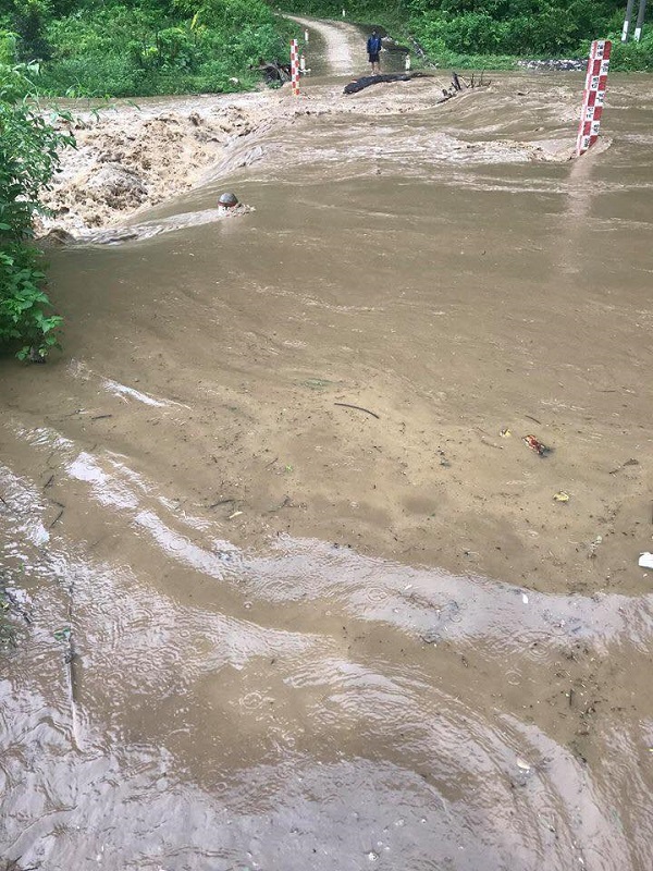 hình ảnh lũ lụt 2