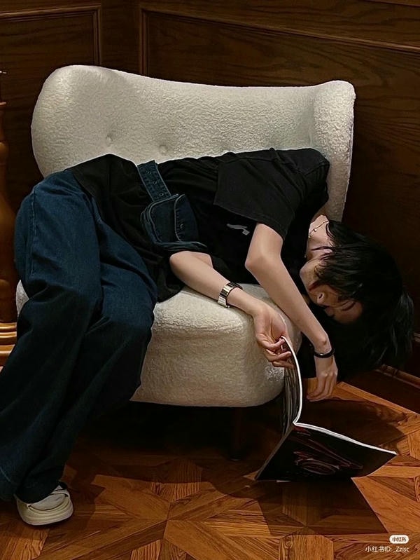 hình ảnh mệt mỏi 13