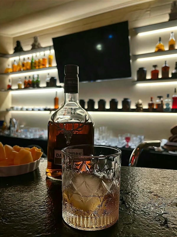 hình ảnh nhậu 1 mình 13