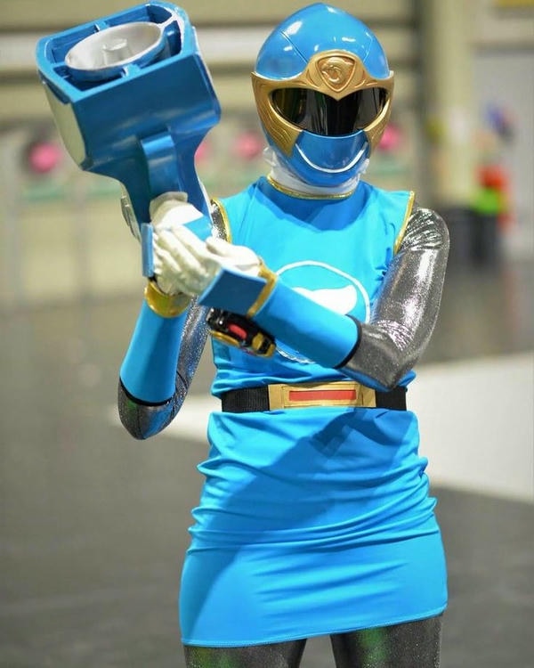 siêu nhân cuồng phong 16