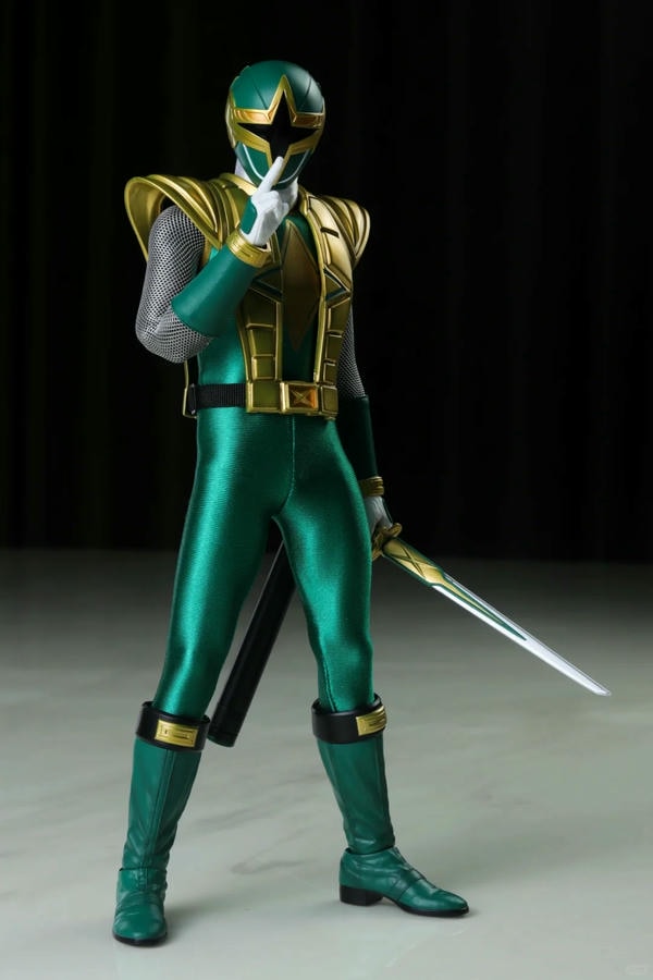 siêu nhân cuồng phong 25