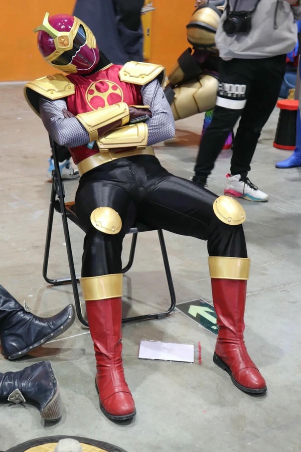 siêu nhân cuồng phong 26