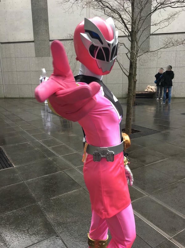 siêu nhân gao hồng 21