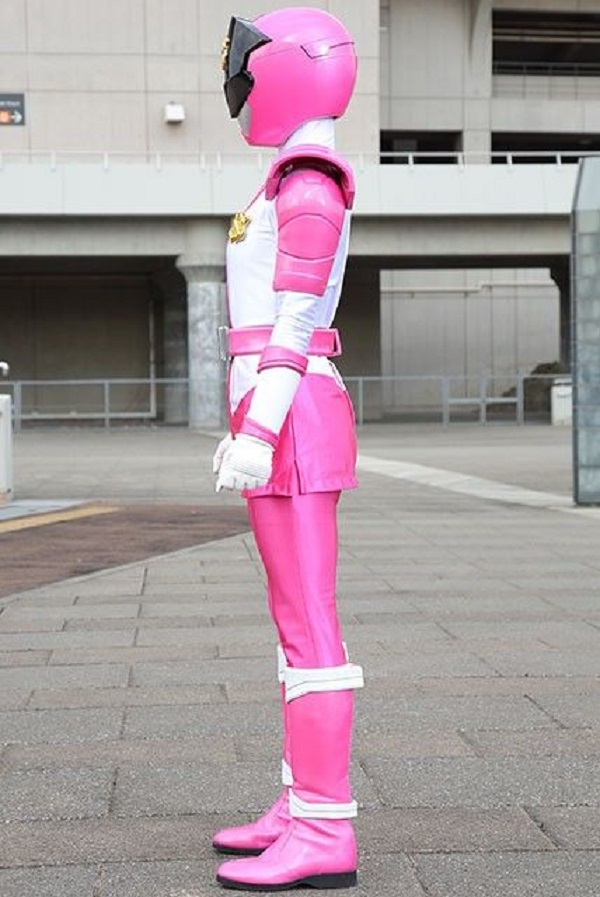 siêu nhân gao hồng 23