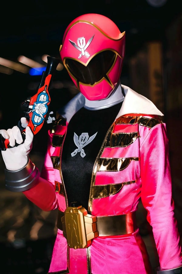 siêu nhân hải tặc 17