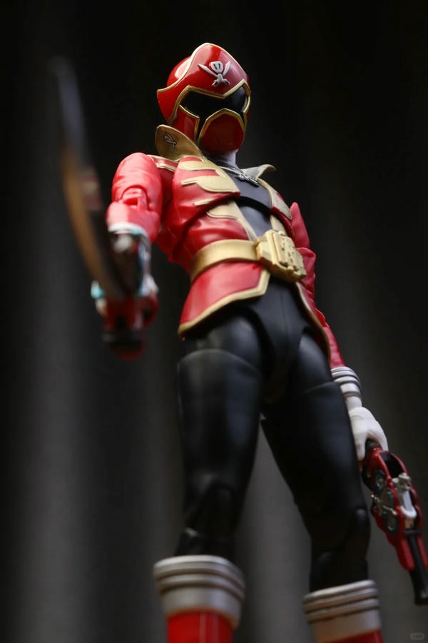 siêu nhân hải tặc 22