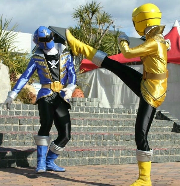 siêu nhân hải tặc 7