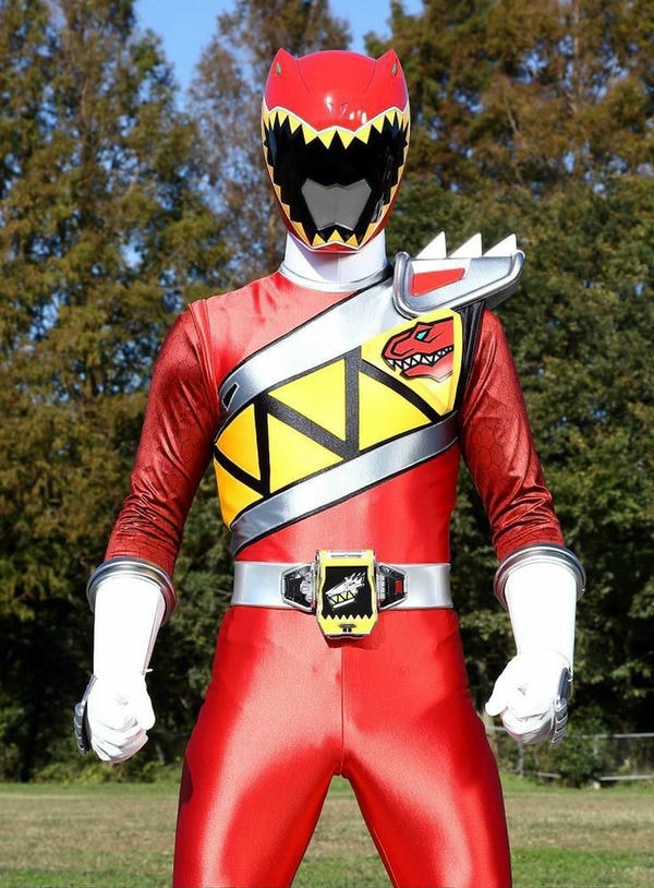 siêu nhân khủng long 1