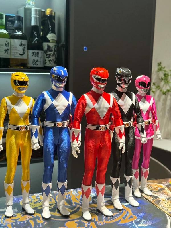 siêu nhân khủng long 20