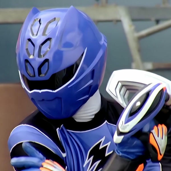 siêu nhân mãnh thú 26