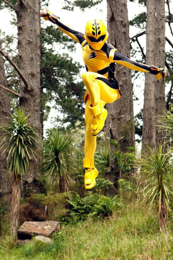 siêu nhân mãnh thú 6