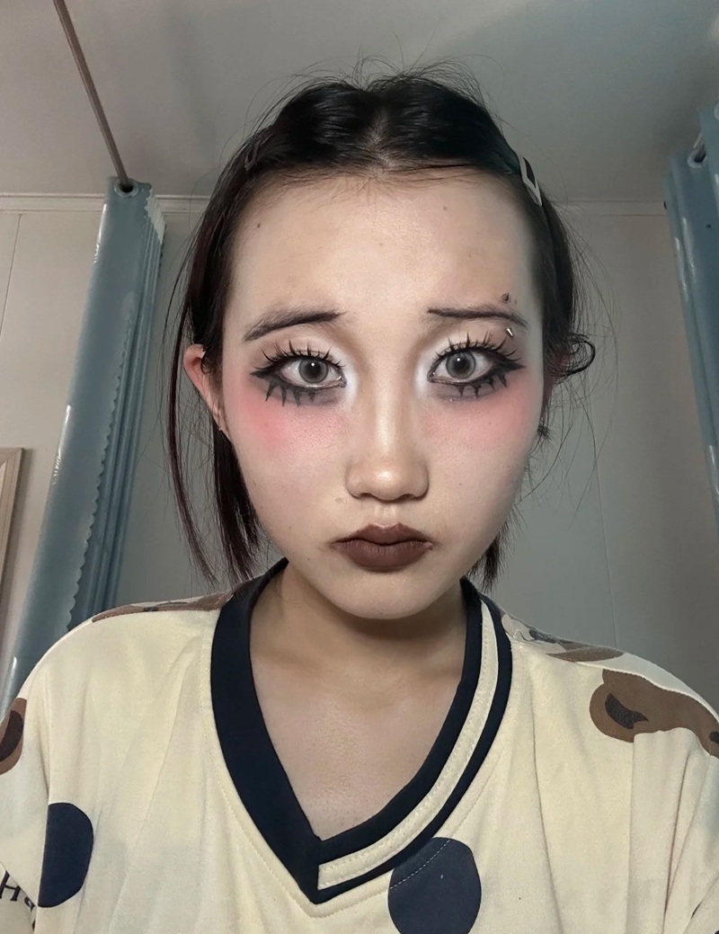 ảnh gái cosplay phong cách bí ẩn