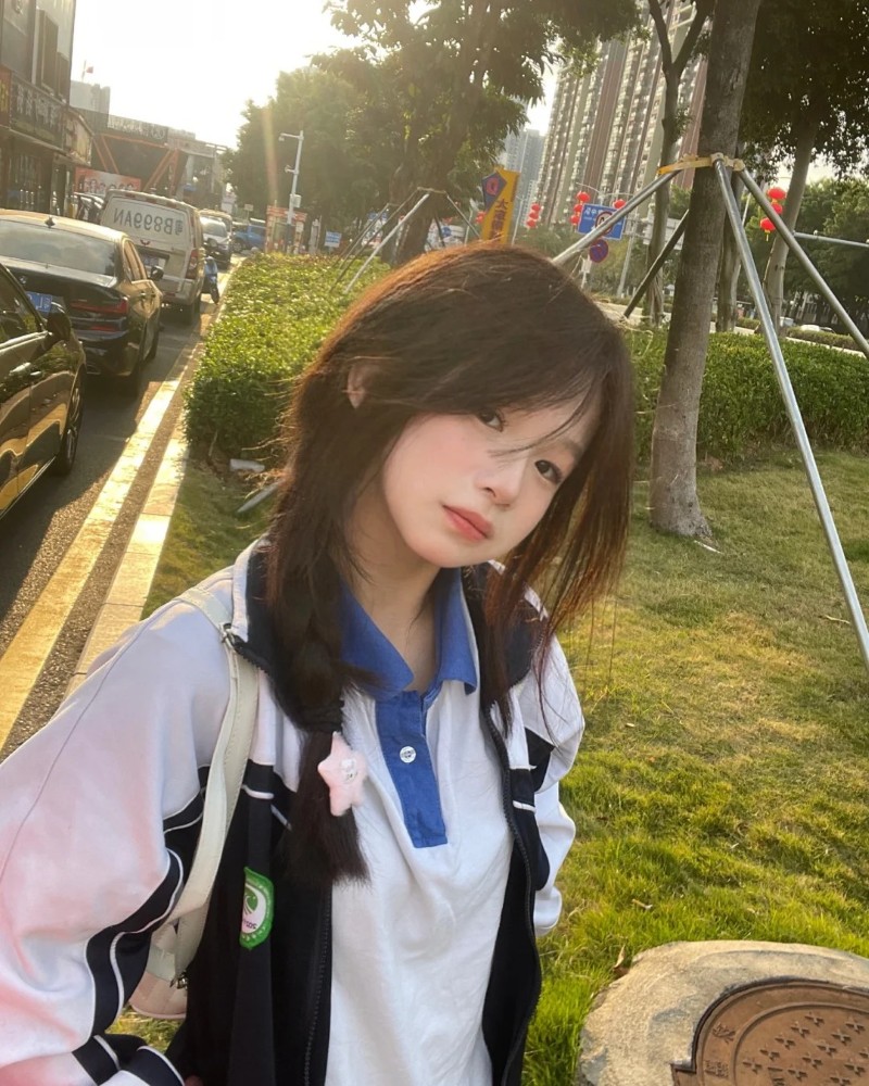 gái xinh cấp 2 chụp ảnh sinh hoạt