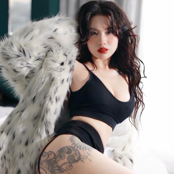 ảnh sex linh miu 13