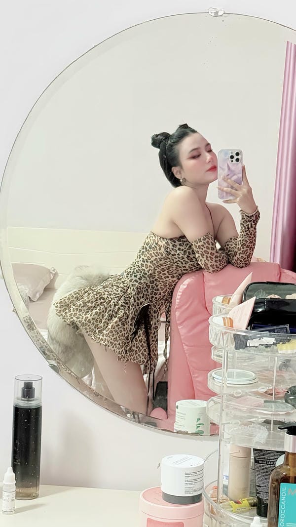 ảnh sex linh miu 23