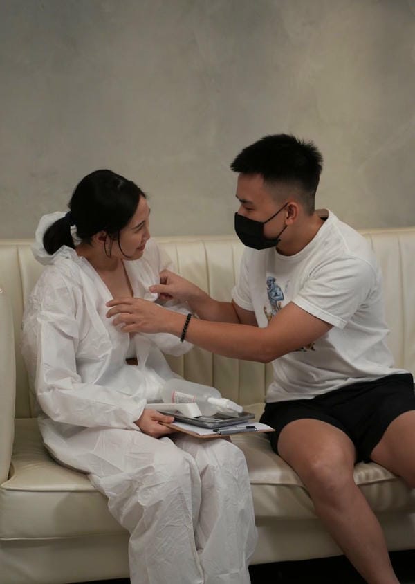 ảnh sex máy bay bà già 14