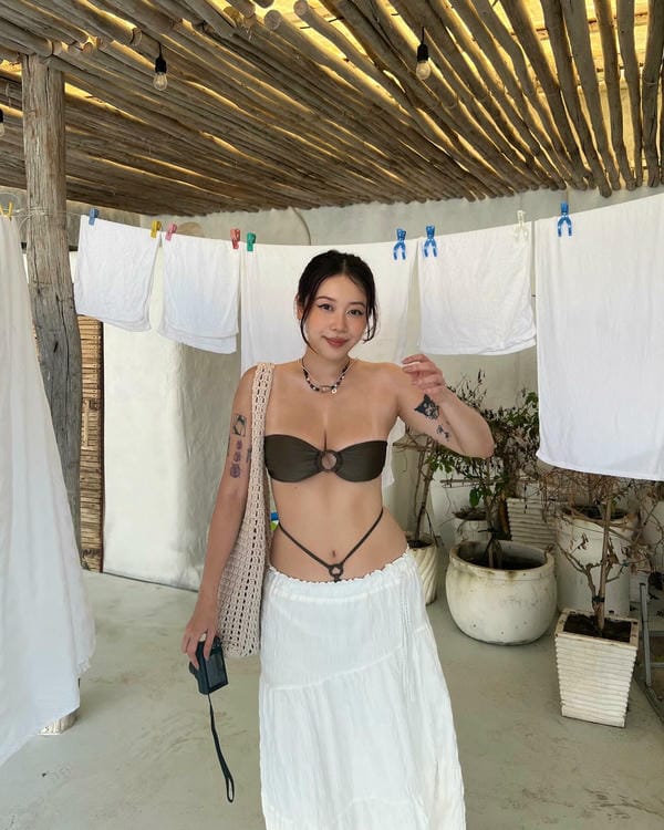 ảnh phí hồng hà leak 16