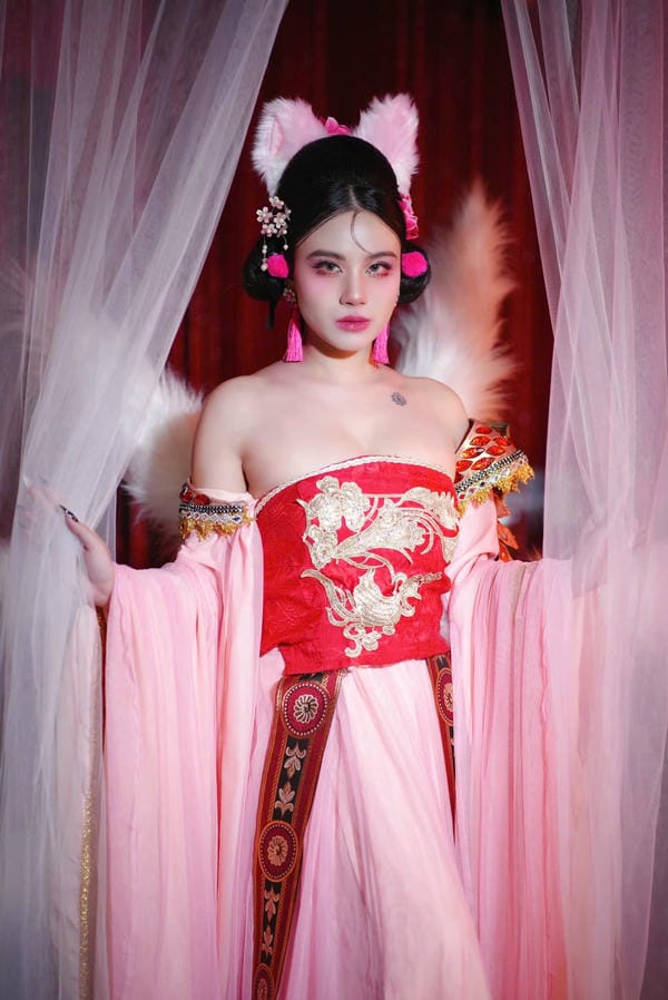 ảnh sex linh miu 25